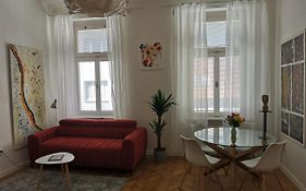 Downtown 3 Bdr Charm - Walk To All Attractions